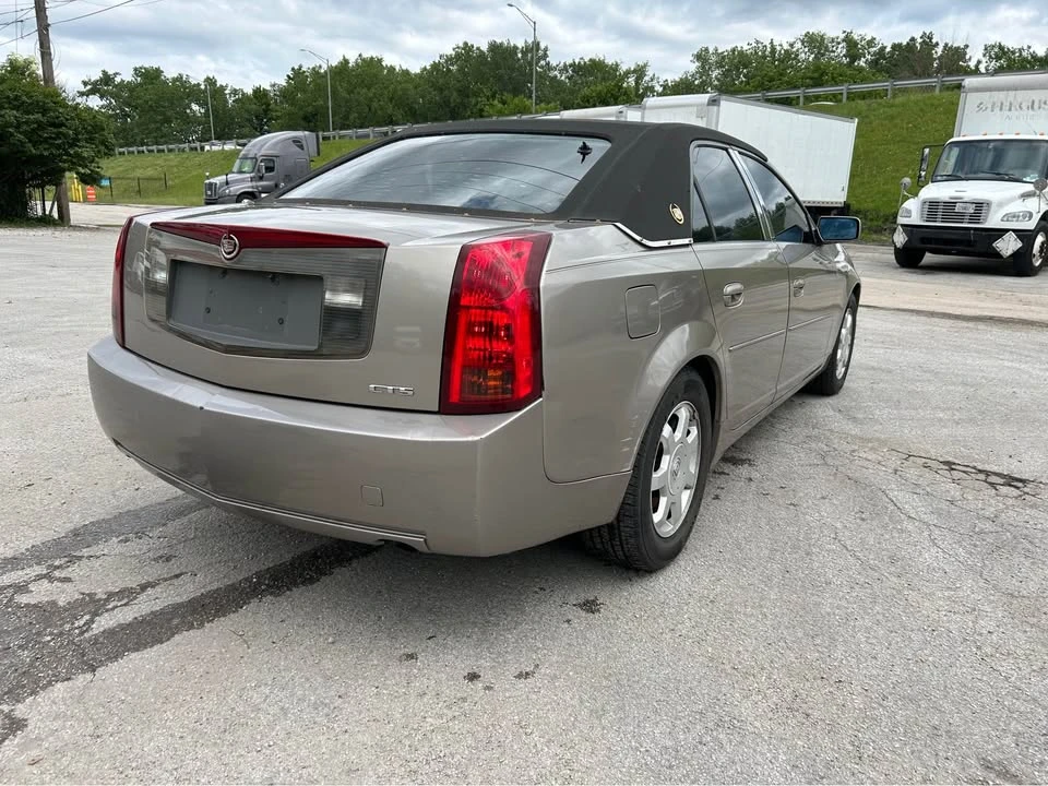 2004 Cadillac CTS 1st Gen - Image 9 of 15