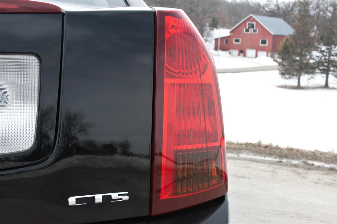 2004 Cadillac CTS-V 1st Gen - Image 14 of 31
