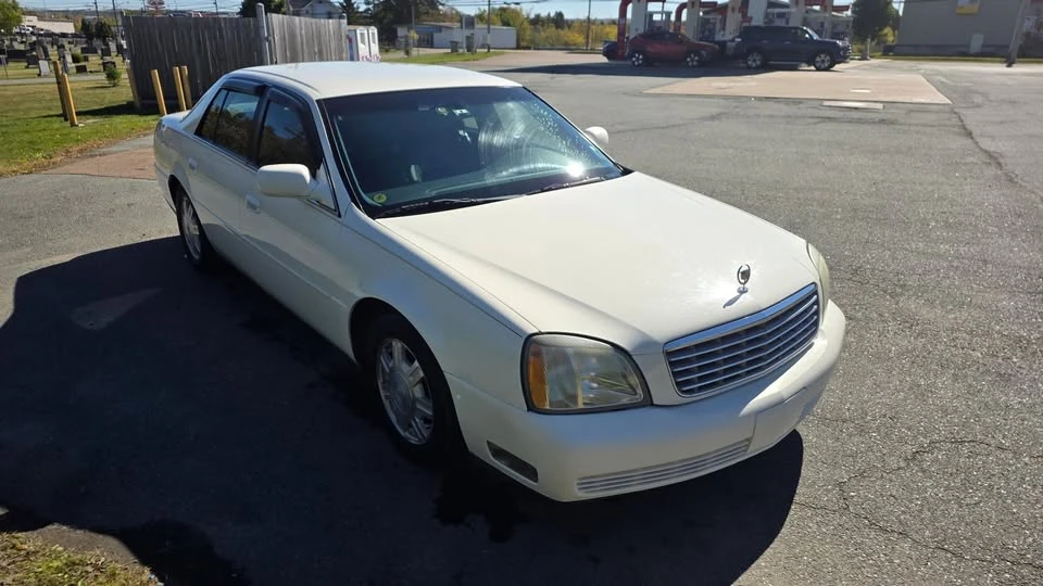 2004 Cadillac DeVille 8th Gen - Image 2 of 18