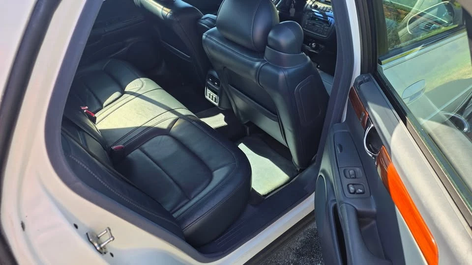 2004 Cadillac DeVille 8th Gen - Image 11 of 18