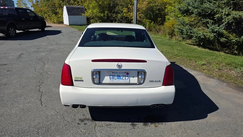 2004 Cadillac DeVille 8th Gen - Image 5 of 18