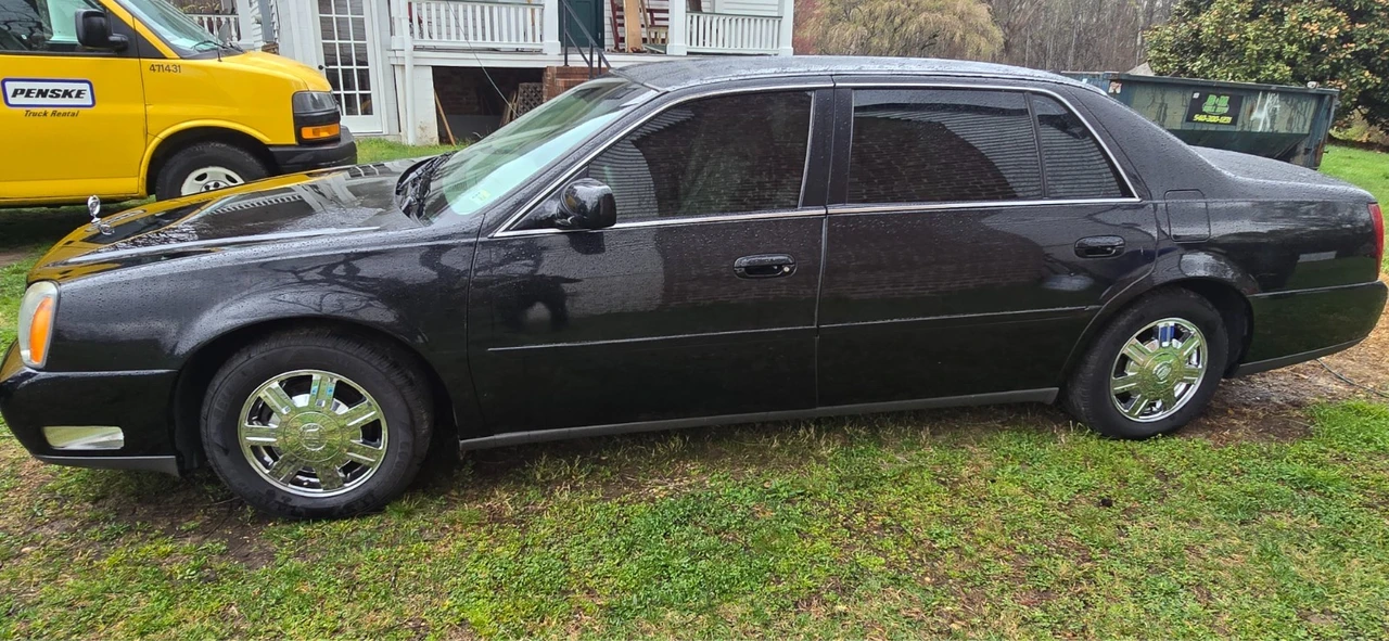 2004 Cadillac DeVille 8th Gen - Image 2 of 8