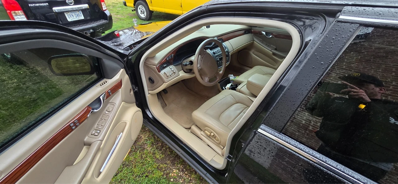 2004 Cadillac DeVille 8th Gen - Image 6 of 8