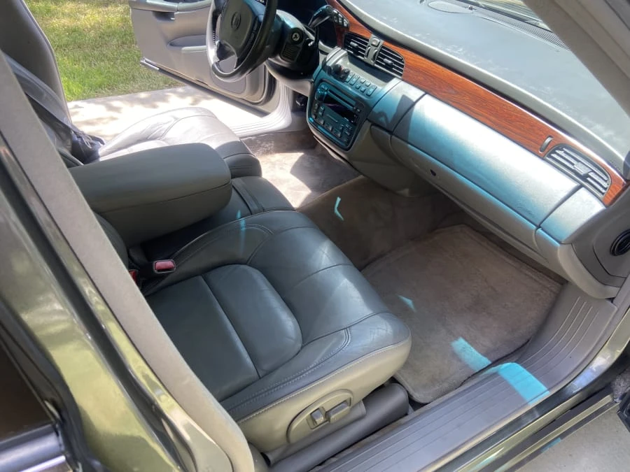 2004 Cadillac DeVille 8th Gen - Image 8 of 14