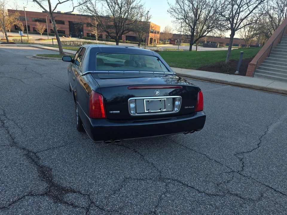 2004 Cadillac DeVille 8th Gen - Image 6 of 19
