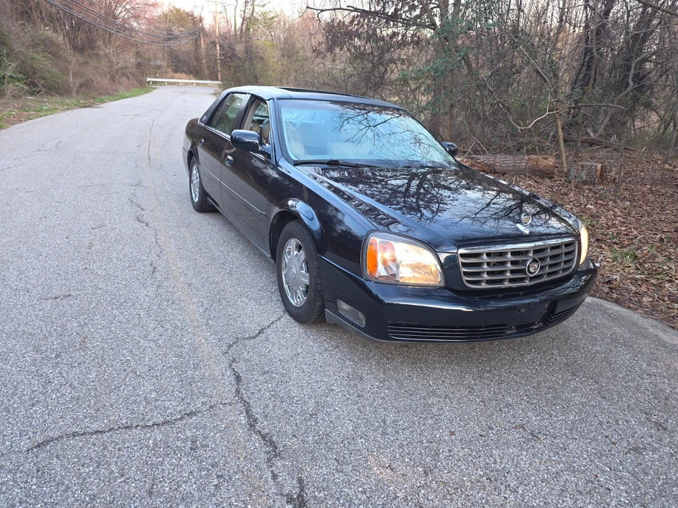 2004 Cadillac DeVille 8th Gen - Image 14 of 19