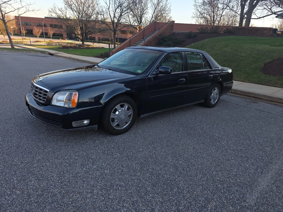 2004 Cadillac DeVille 8th Gen - Image 3 of 19