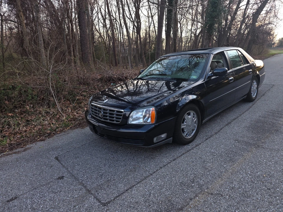2004 Cadillac DeVille 8th Gen - Image 15 of 19