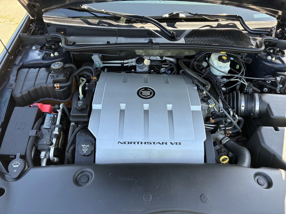 2004 Cadillac DeVille 8th Gen - Image 6 of 7