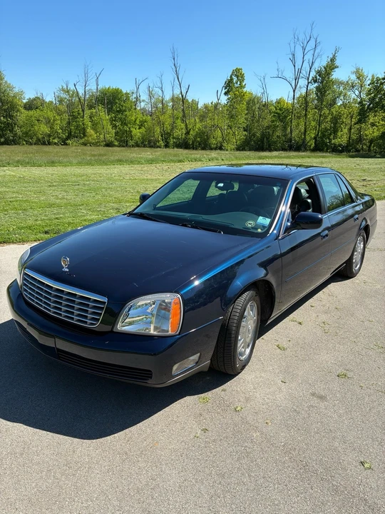 2004 Cadillac DeVille 8th Gen - Image 3 of 7