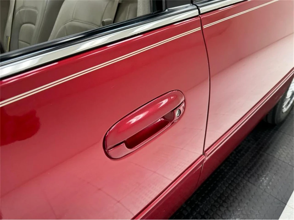 2004 Cadillac DeVille 8th Gen - Image 17 of 31