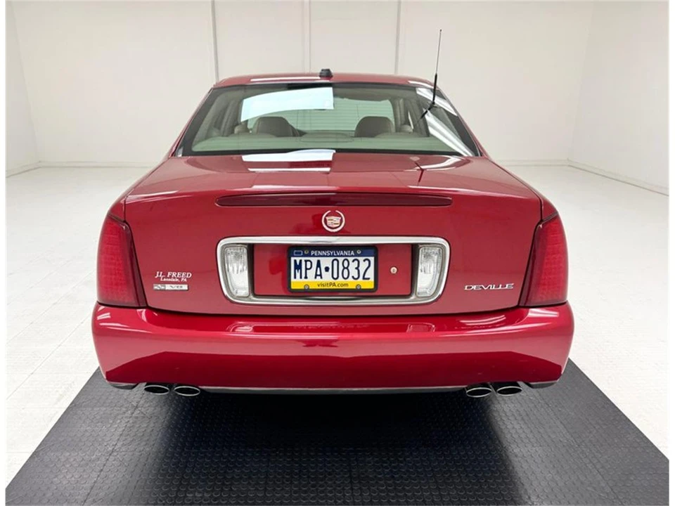 2004 Cadillac DeVille 8th Gen - Image 4 of 31