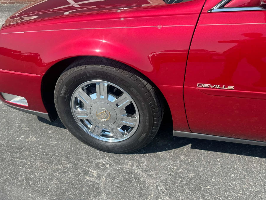 2004 Cadillac DeVille 8th Gen - Image 4 of 10