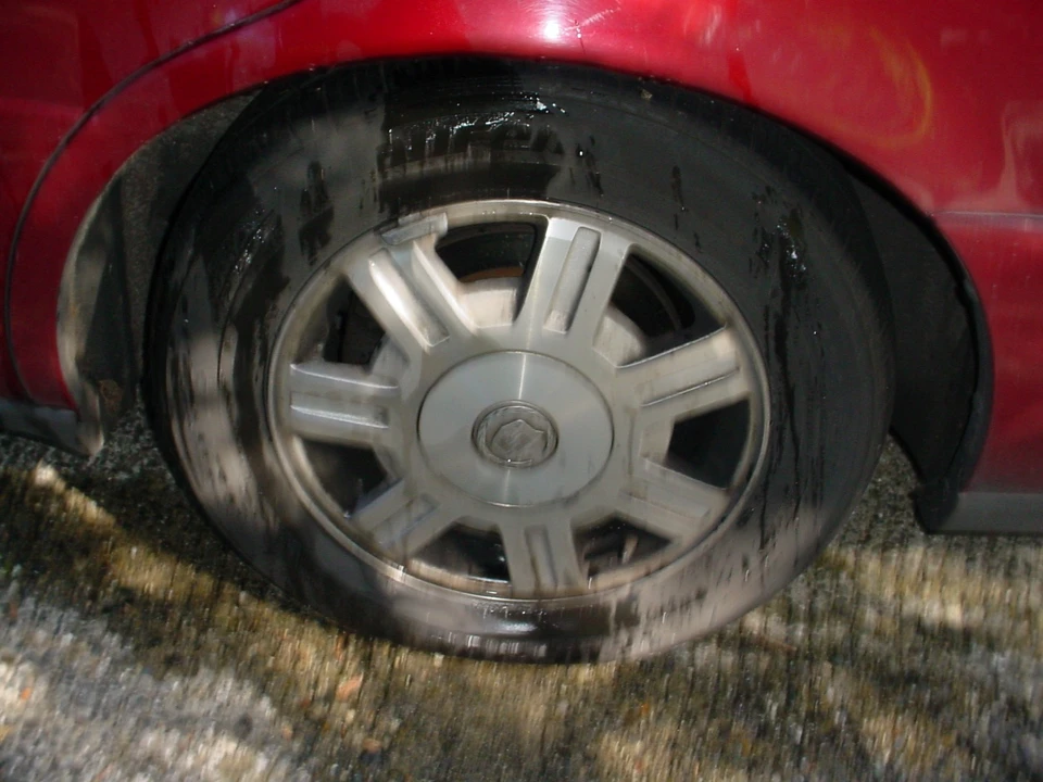 2004 Cadillac DeVille 8th Gen - Image 5 of 12