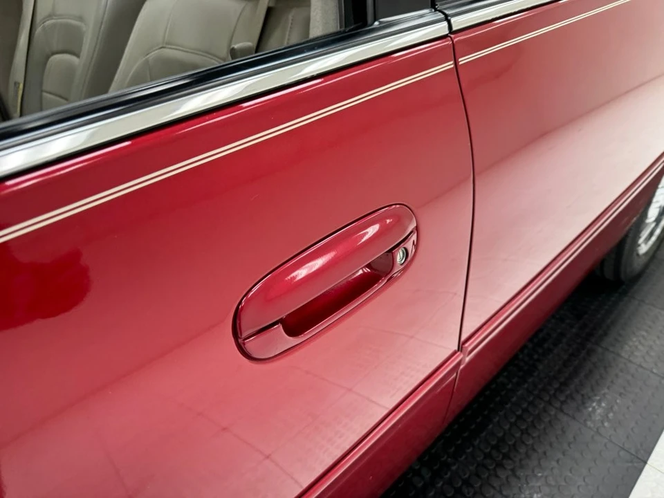 2004 Cadillac DeVille 8th Gen - Image 17 of 21