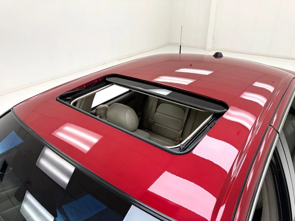 2004 Cadillac DeVille 8th Gen - Image 15 of 31