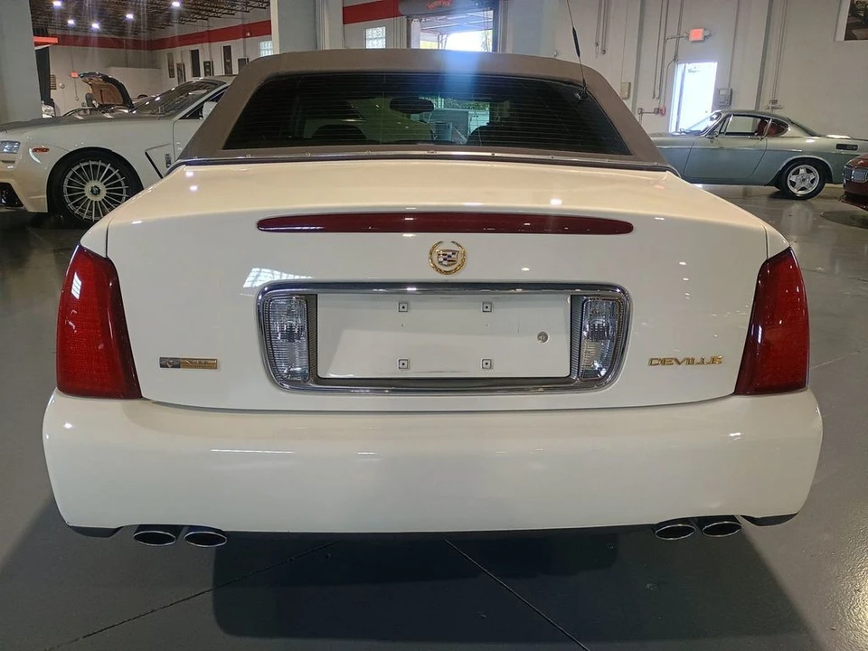 2004 Cadillac DeVille 8th Gen - Image 4 of 12