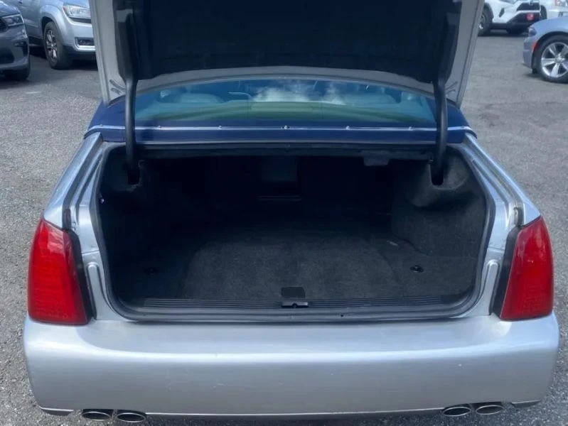 2004 Cadillac DeVille 8th Gen - Image 10 of 12