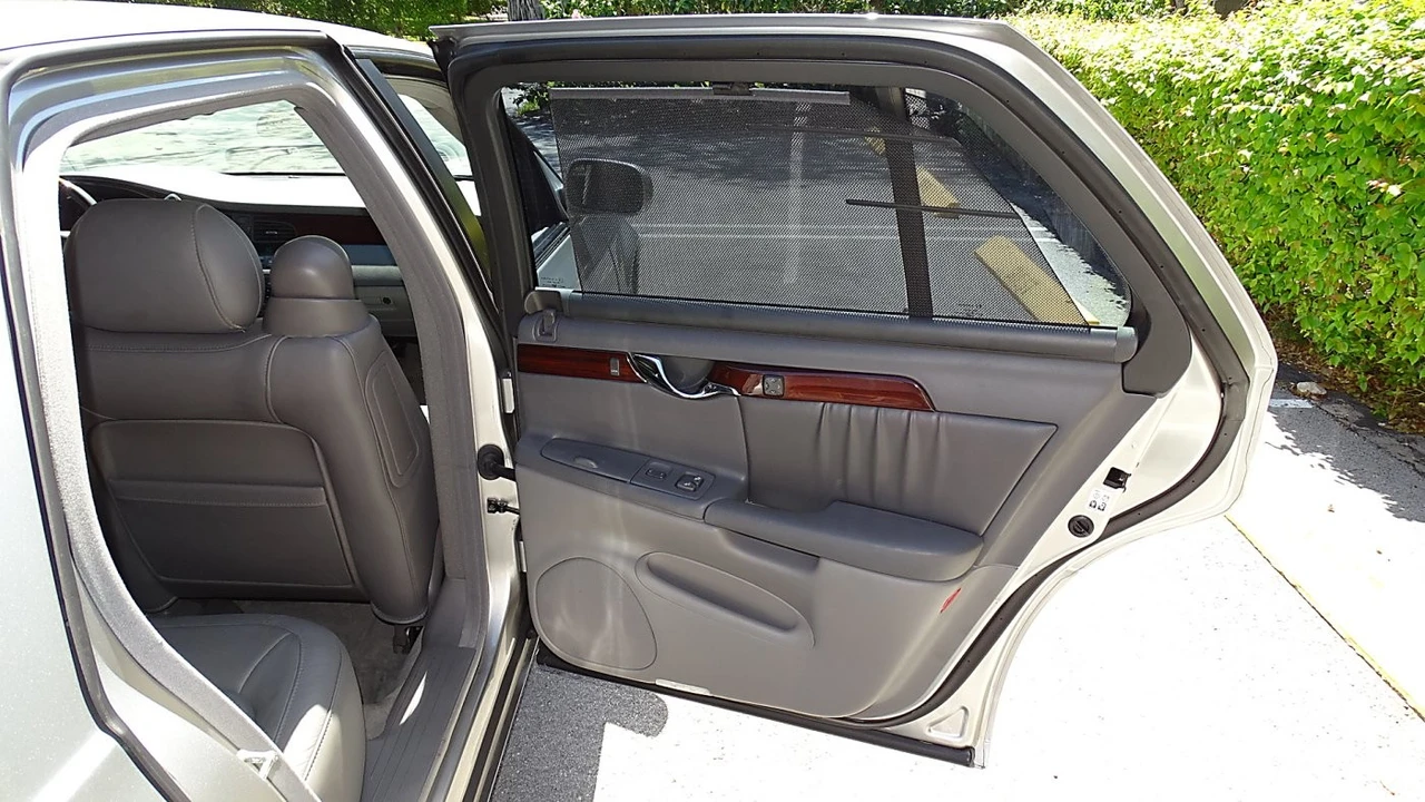 2004 Cadillac DeVille 8th Gen - Image 16 of 21