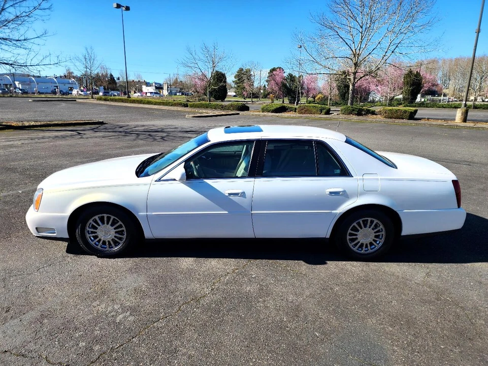 2004 Cadillac DeVille 8th Gen - Image 30 of 31