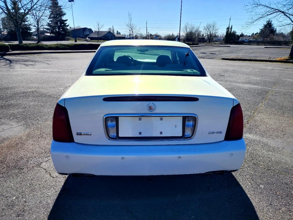 2004 Cadillac DeVille 8th Gen - Image 21 of 31