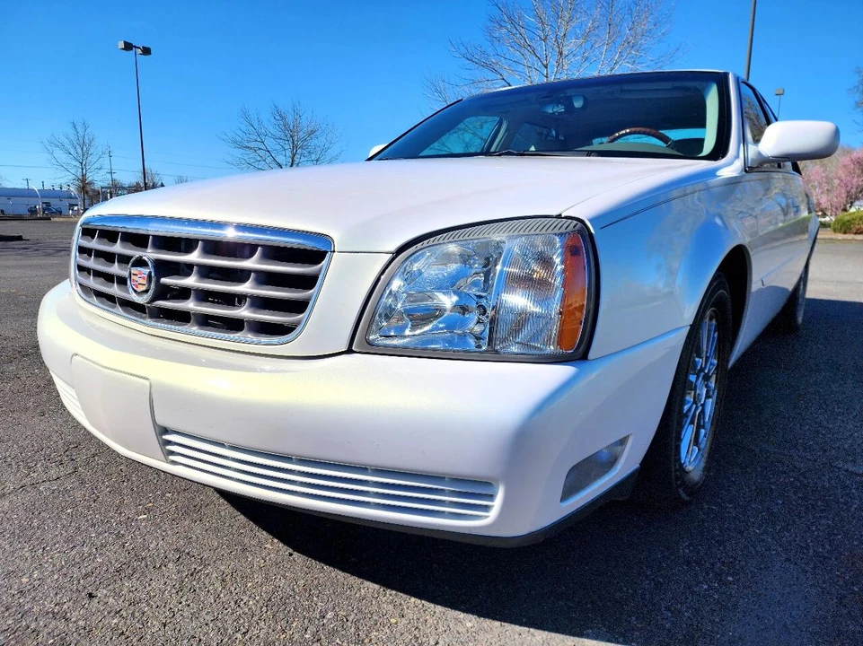 2004 Cadillac DeVille 8th Gen - Image 5 of 31