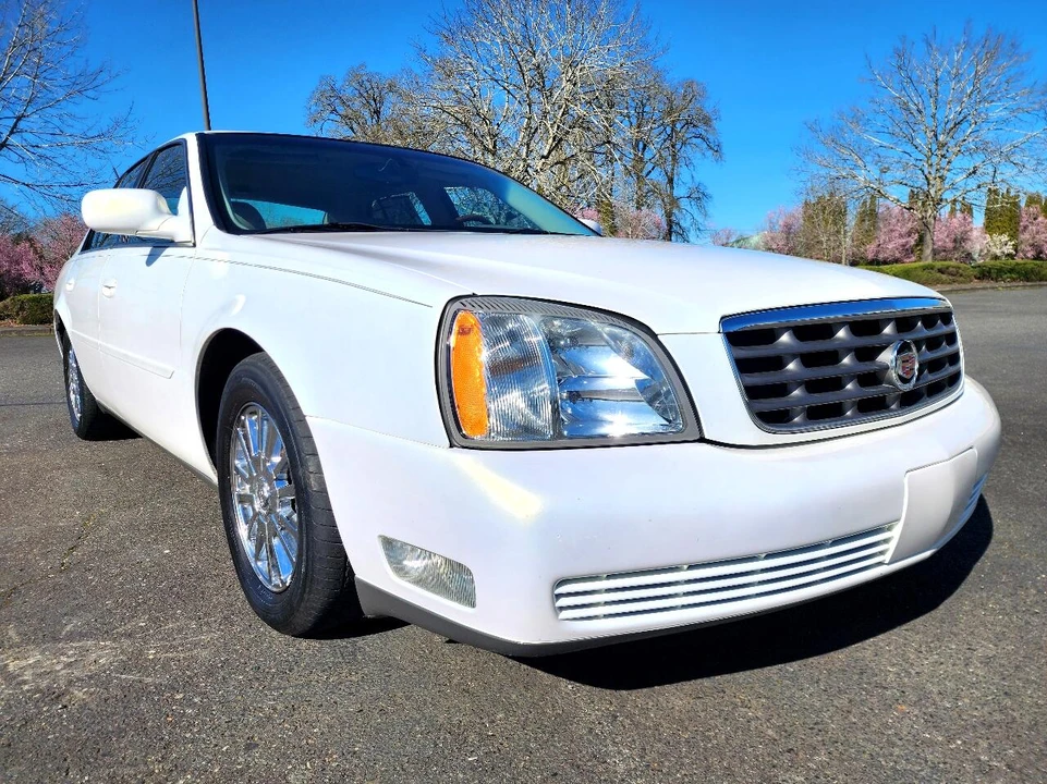 2004 Cadillac DeVille 8th Gen - Image 9 of 31