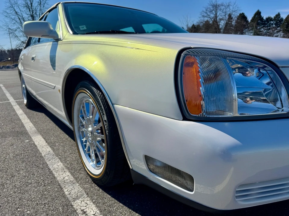 2004 Cadillac DeVille 8th Gen - Image 11 of 21