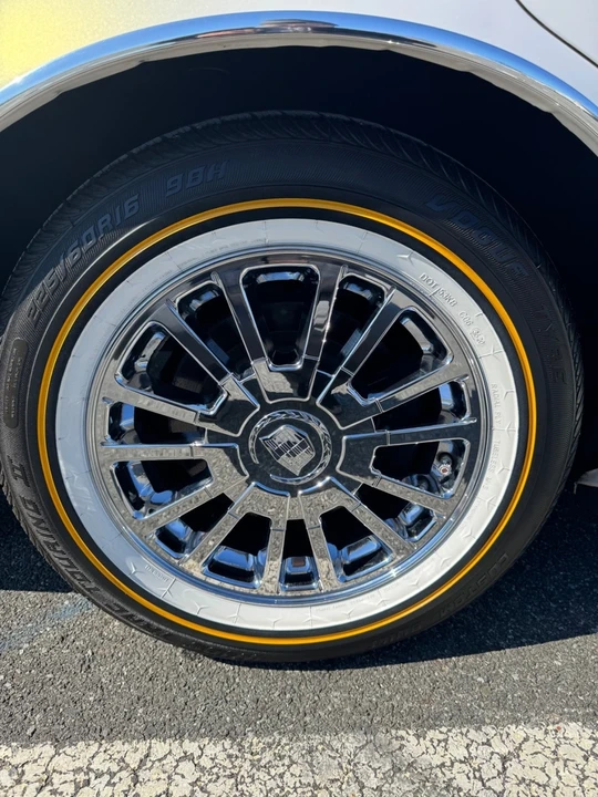 2004 Cadillac DeVille 8th Gen - Image 15 of 21