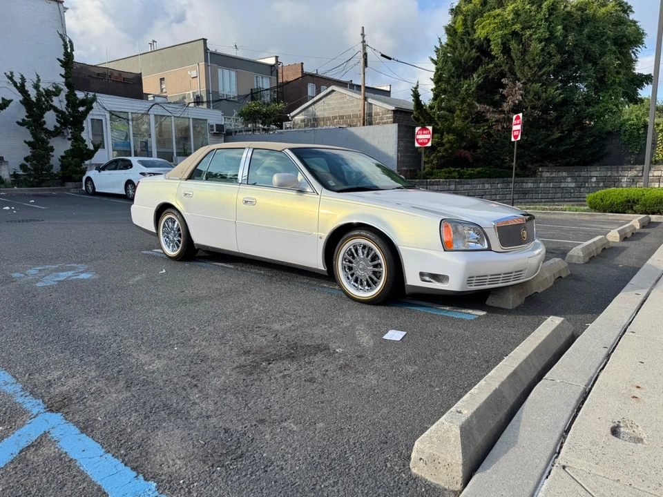 2004 Cadillac DeVille 8th Gen - Image 7 of 21