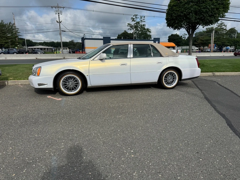 2004 Cadillac DeVille 8th Gen - Image 6 of 21