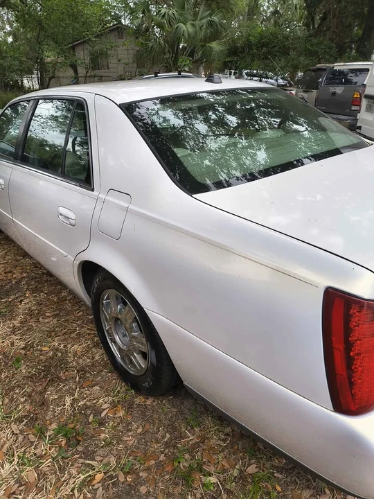 2004 Cadillac DeVille 8th Gen - Image 4 of 12