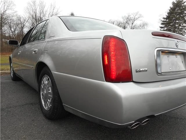 2004 Cadillac DeVille 8th Gen - Image 6 of 12