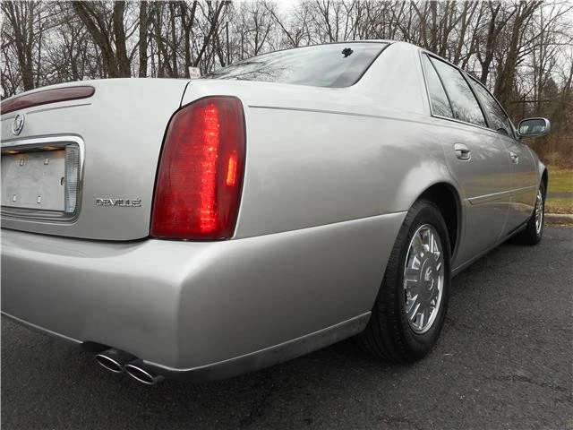 2004 Cadillac DeVille 8th Gen - Image 4 of 12