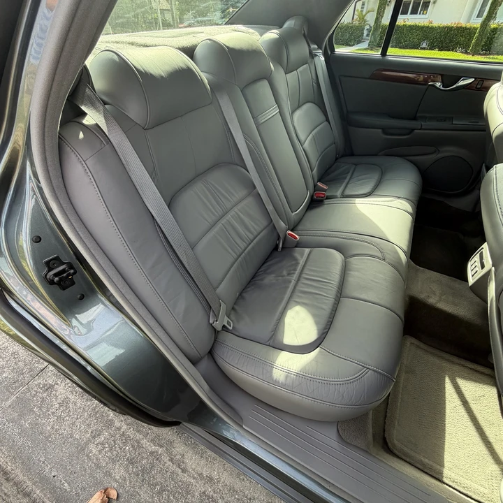 2004 Cadillac DeVille 8th Gen - Image 19 of 31