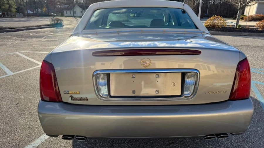 2004 Cadillac DeVille 8th Gen - Image 5 of 17