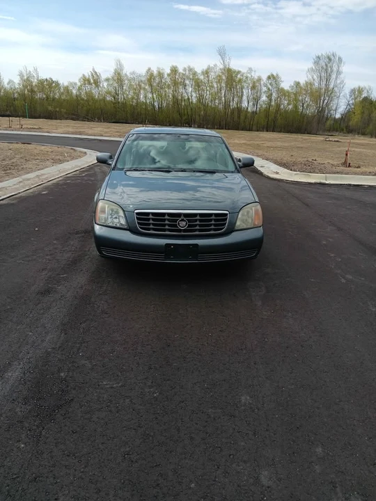 2004 Cadillac DeVille 8th Gen - Image 2 of 6