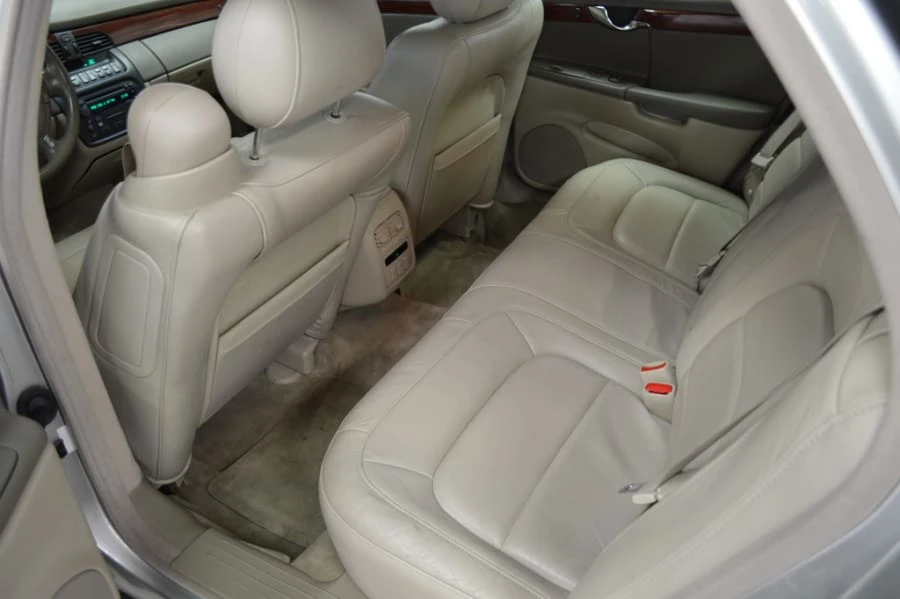2004 Cadillac DeVille 8th Gen - Image 6 of 7