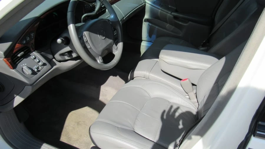 2004 Cadillac DeVille 8th Gen - Image 4 of 9