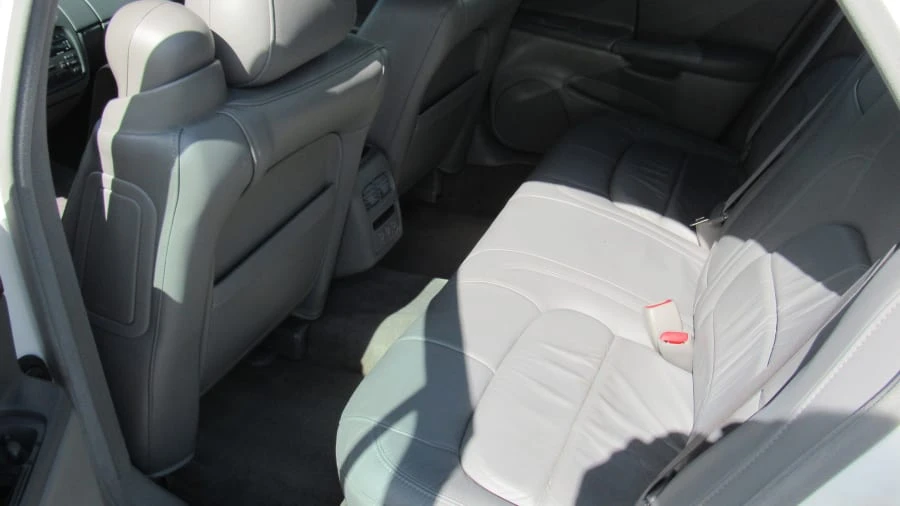 2004 Cadillac DeVille 8th Gen - Image 5 of 9