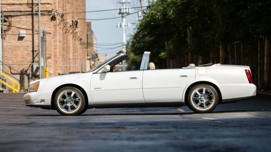 2004 Cadillac DeVille 8th Gen - Image 2 of 12