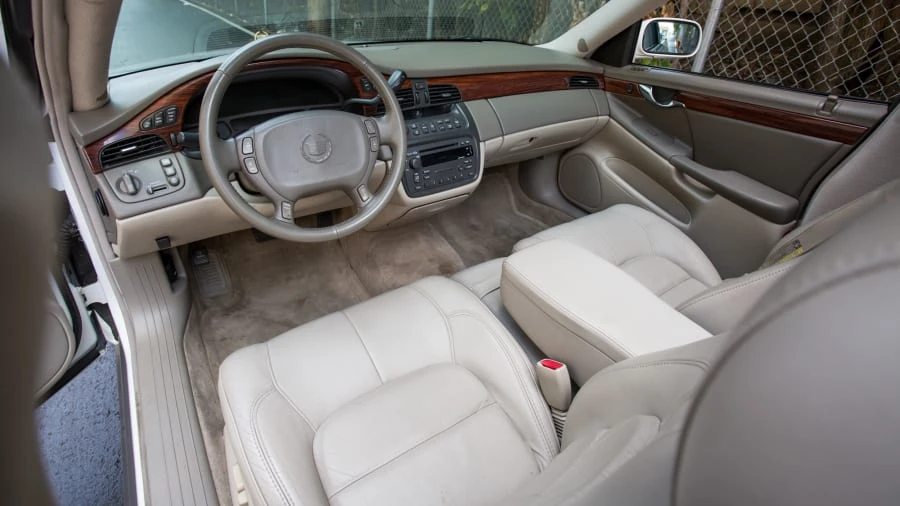 2004 Cadillac DeVille 8th Gen - Image 4 of 12