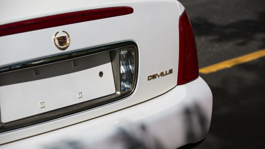 2004 Cadillac DeVille 8th Gen - Image 11 of 12