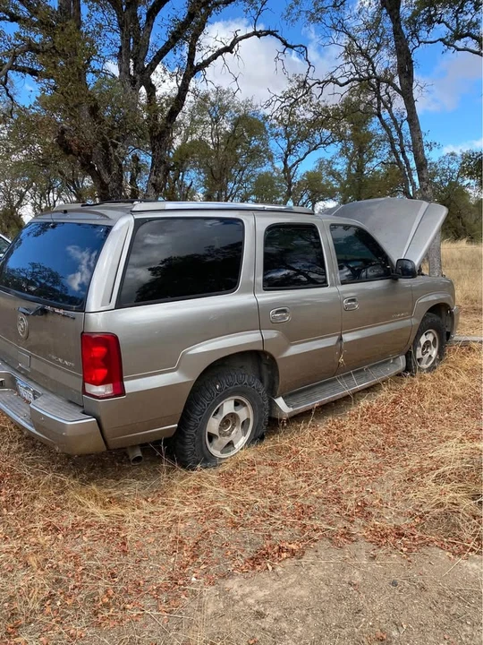 2004 Cadillac Escalade & EXT 2nd Gen - Image 3 of 10