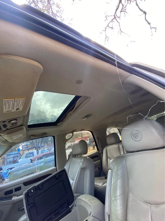 2004 Cadillac Escalade & EXT 2nd Gen - Image 8 of 10