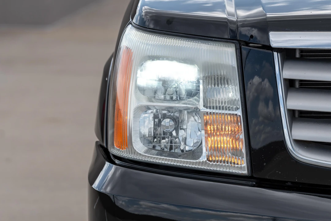 2004 Cadillac Escalade & EXT 2nd Gen - Image 9 of 31