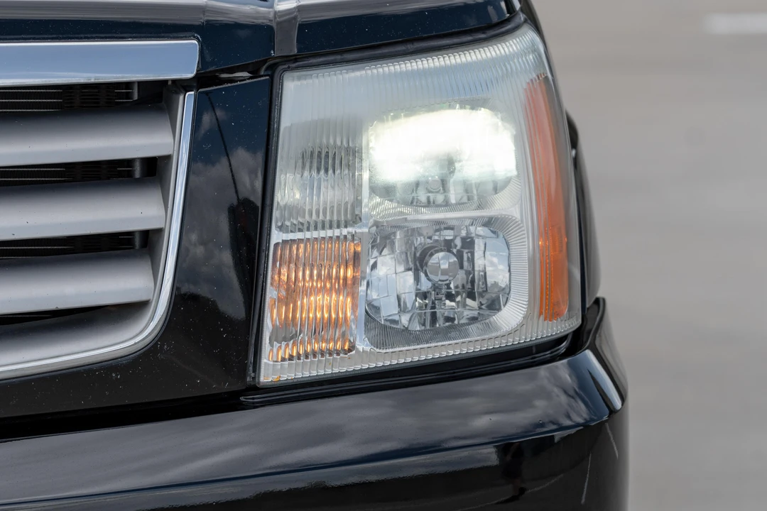2004 Cadillac Escalade & EXT 2nd Gen - Image 17 of 31