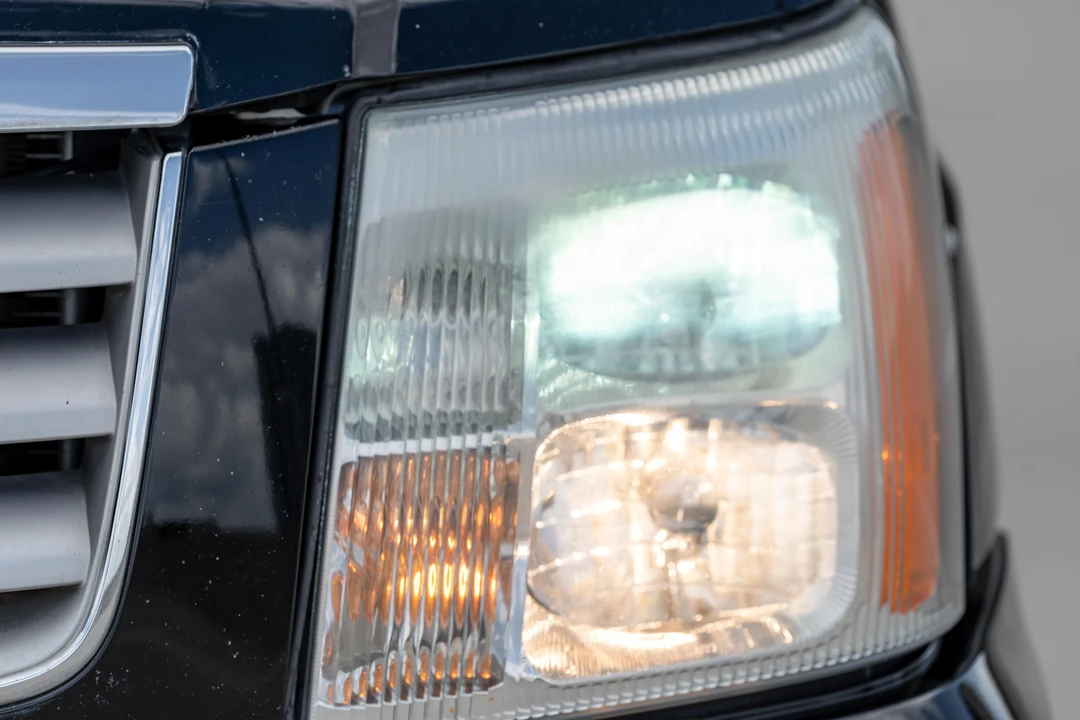 2004 Cadillac Escalade & EXT 2nd Gen - Image 16 of 31