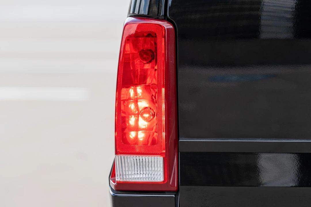 2004 Cadillac Escalade & EXT 2nd Gen - Image 26 of 31