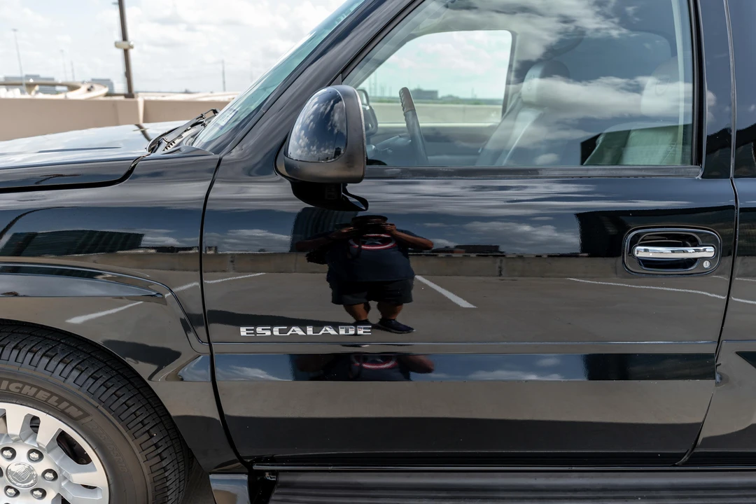 2004 Cadillac Escalade & EXT 2nd Gen - Image 21 of 31